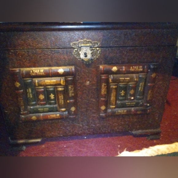 Crystal - Picture 7 of 11